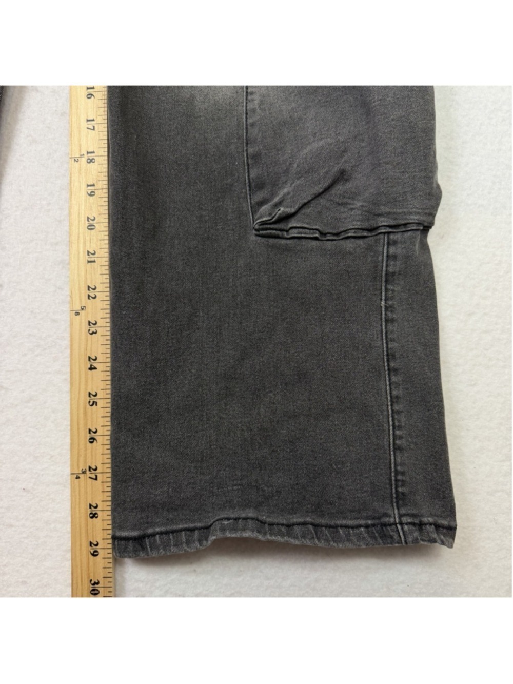 Refuge Wide Leg Denim Jeans Womens XL Black Cargo Grunge StreetWear Hip Hop Skat - Picture 8 of 9